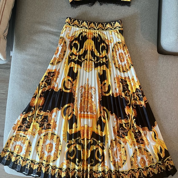 Crop top skirt set - Picture 5 of 8